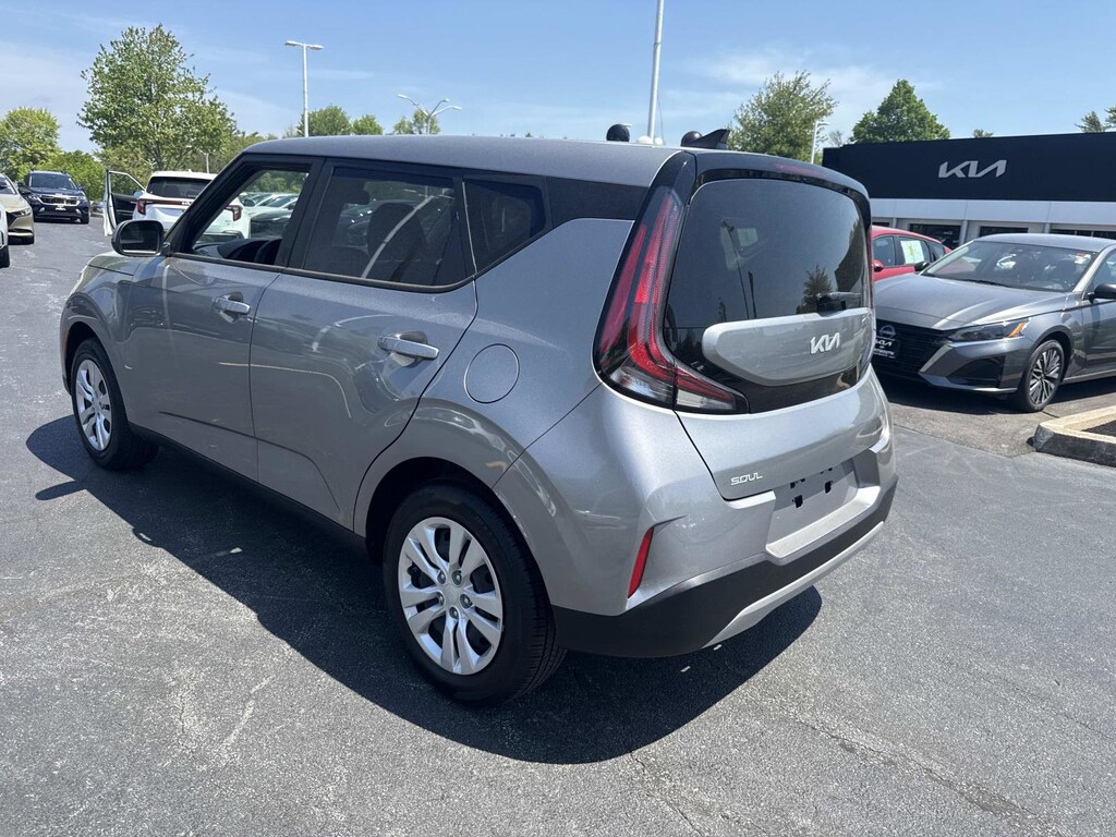 Used 2025 Kia Soul LX Hatchback
