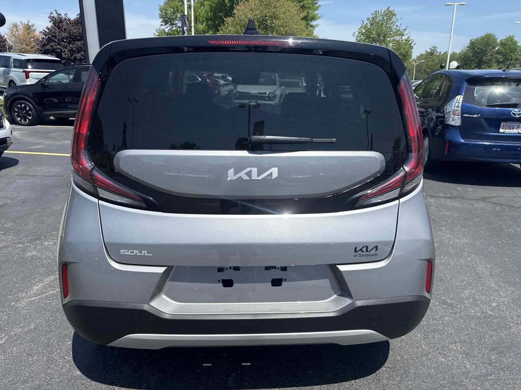 Used 2025 Kia Soul LX Hatchback