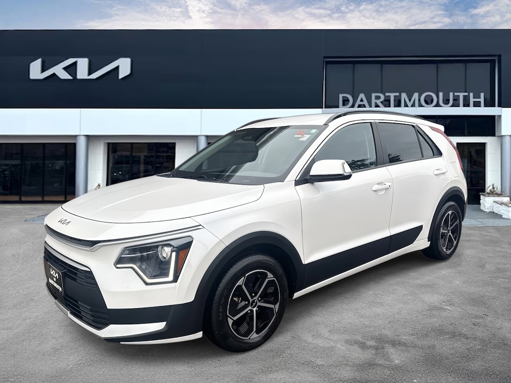 Used 2023 Kia Niro EX SUV