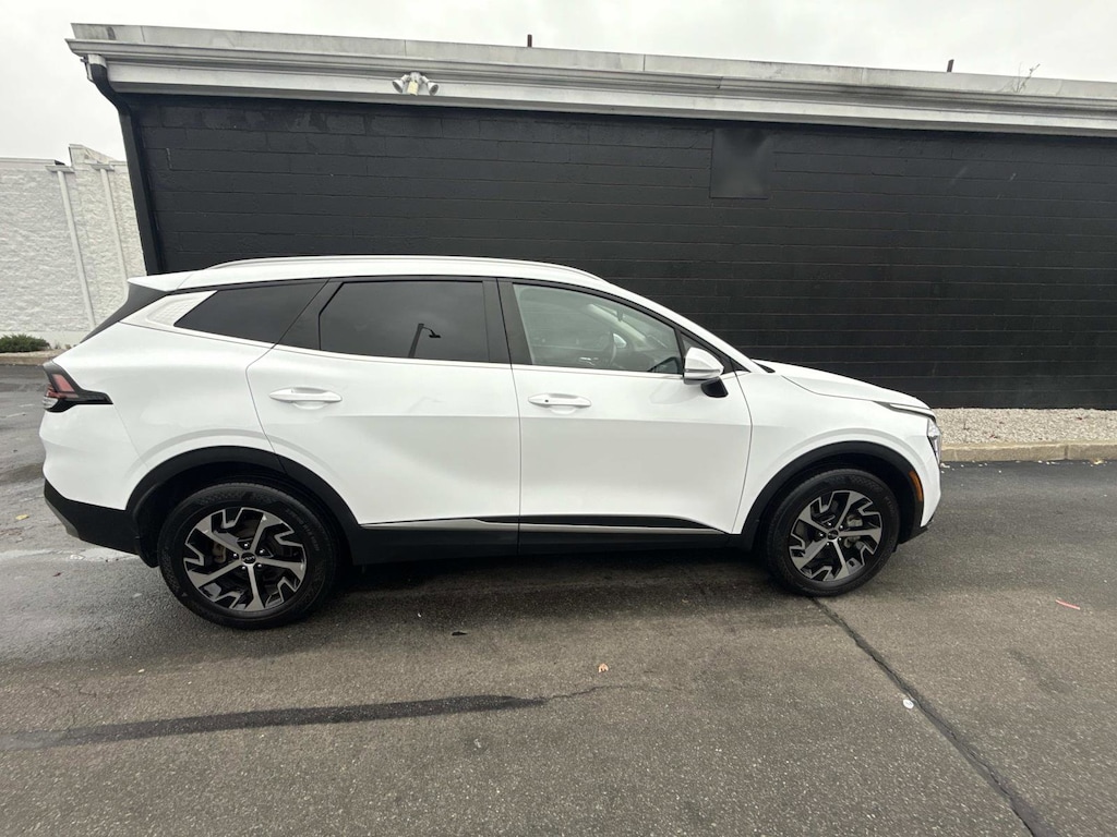 Used 2023 Kia Sportage EX SUV