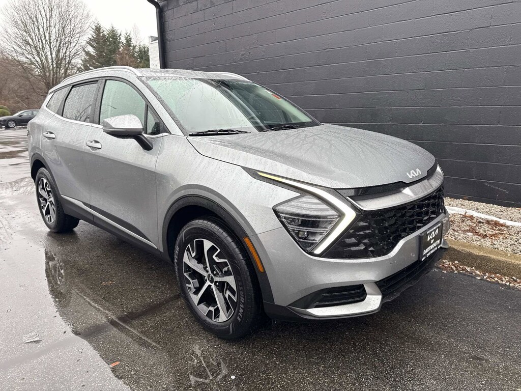 Used 2024 Kia Sportage EX SUV