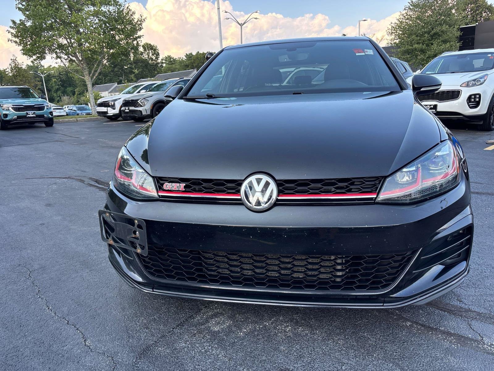 3VW5T7AU6MM010930