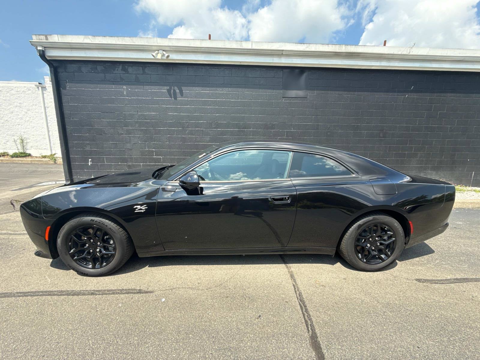 Used 2025 Dodge Charger Daytona R/T with VIN 2C3CDBCK8SR537285 for sale in Dartmouth, MA