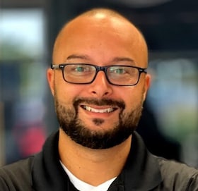 Staff member David DeOliveira from ID_8db12c197c95