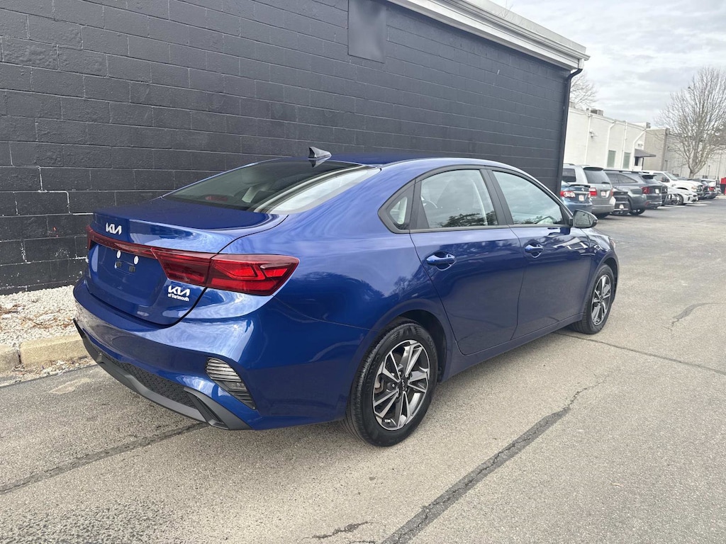 Used 2024 Kia Forte LXS Sedan