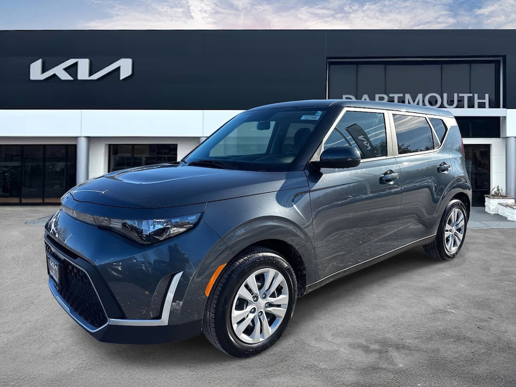 Used 2025 Kia Soul LX Hatchback