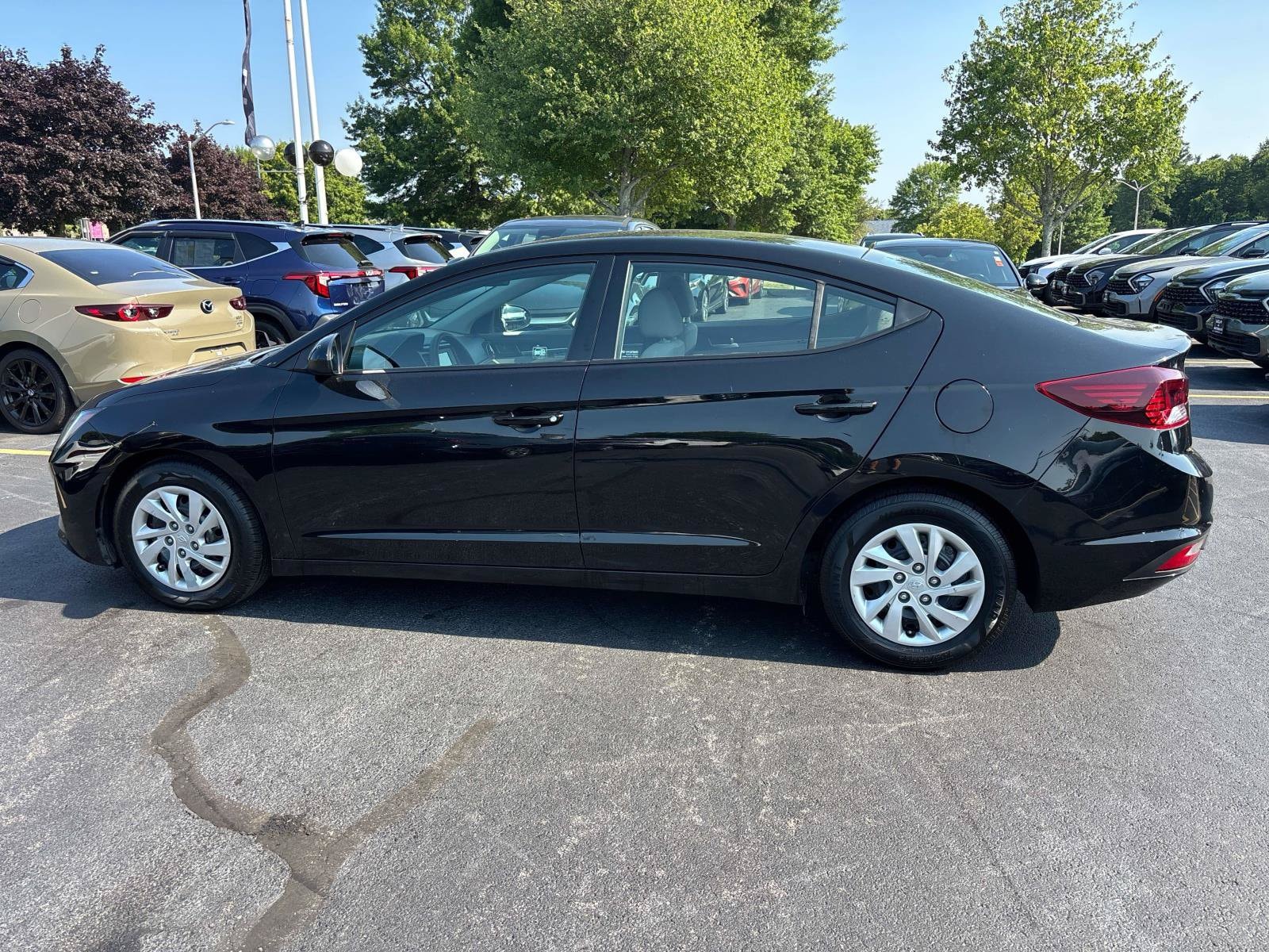 Used 2020 Hyundai Elantra SE with VIN 5NPD74LF7LH603961 for sale in Dartmouth, MA