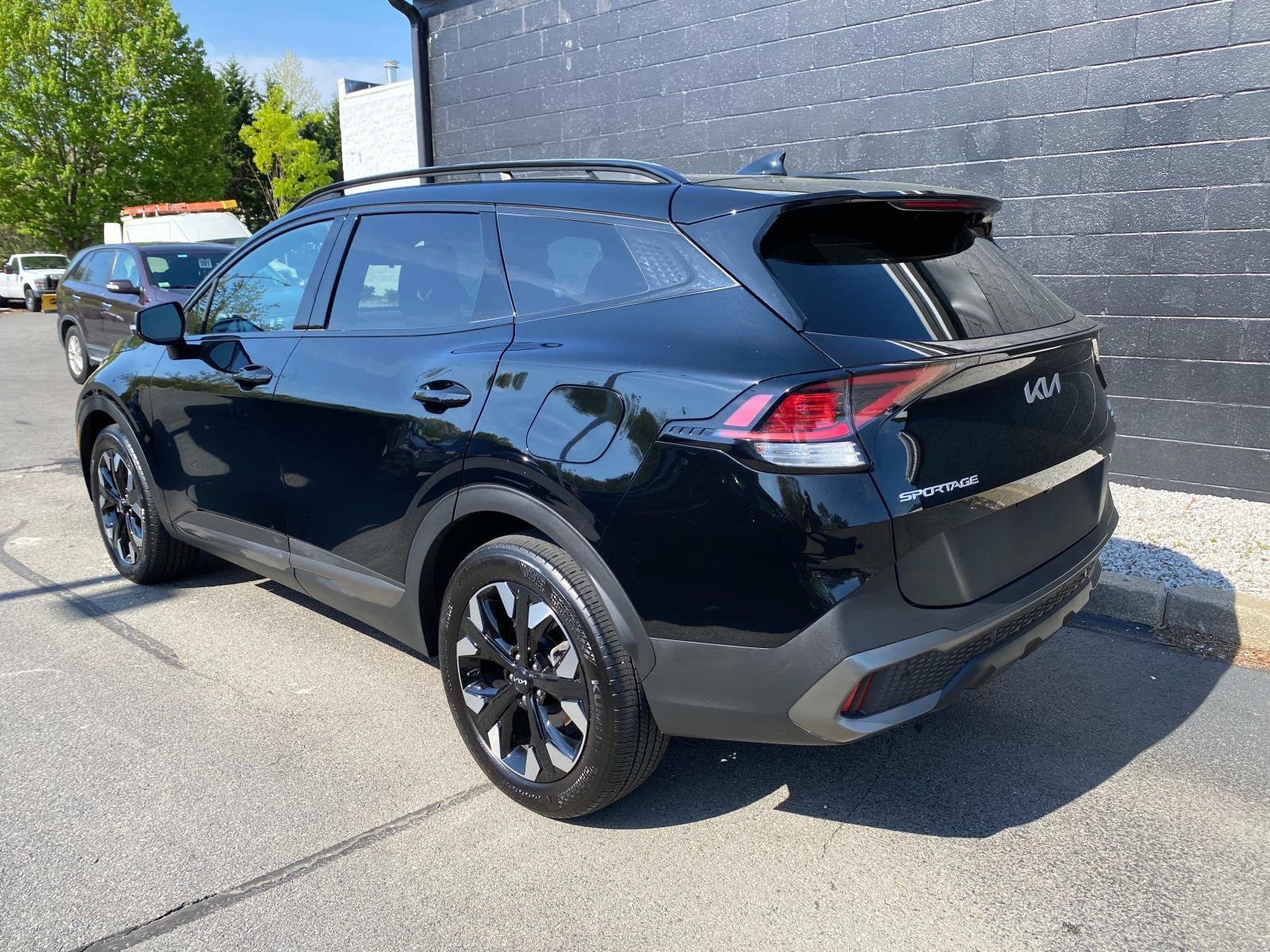 2023 Kia Sportage X-Line photo 3