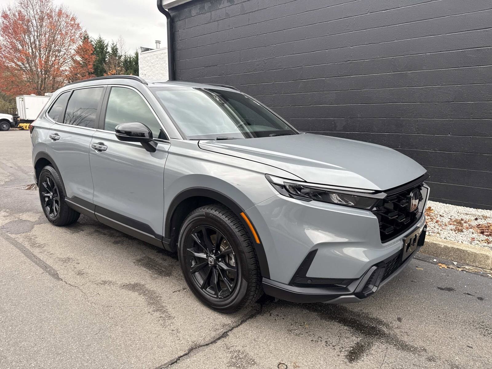 2025 Honda CR-V Hybrid Sport-L photo 4