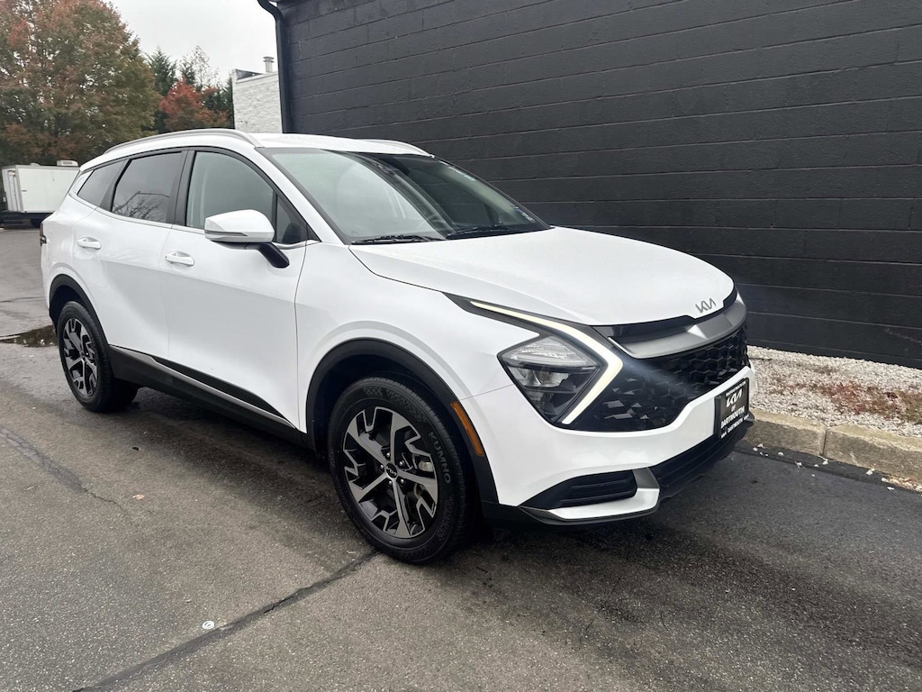 Used 2023 Kia Sportage EX SUV