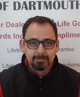 Staff member Roy Castro from ID_1db5a697ce8a