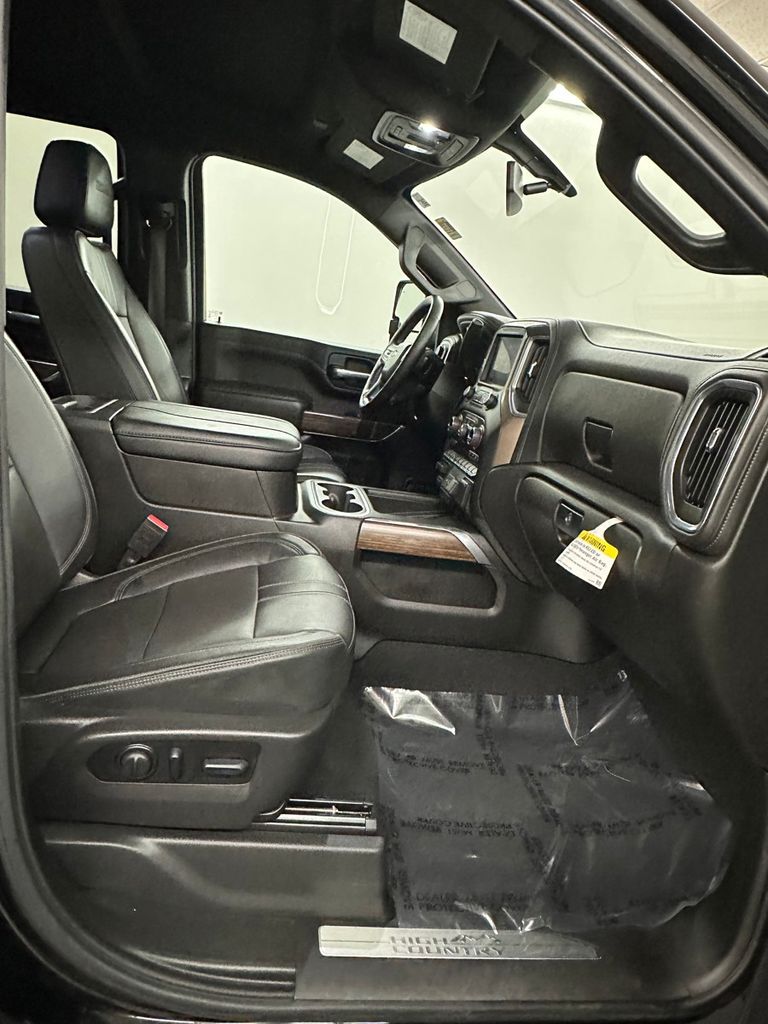2023 Chevrolet Silverado 2500HD High Country - Photo 39
