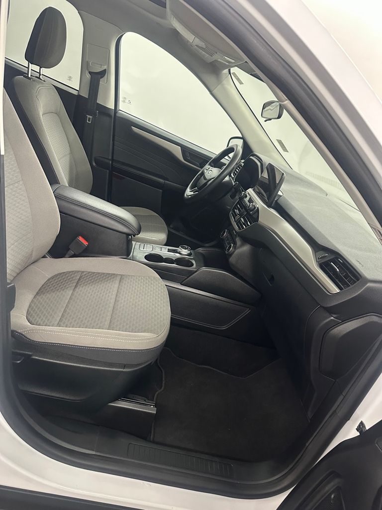 2022 Ford Escape SE - Photo 34