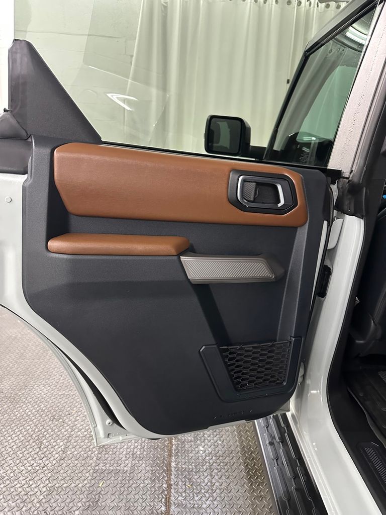 2023 Ford Bronco 4-Door Outer Banks - Photo 25