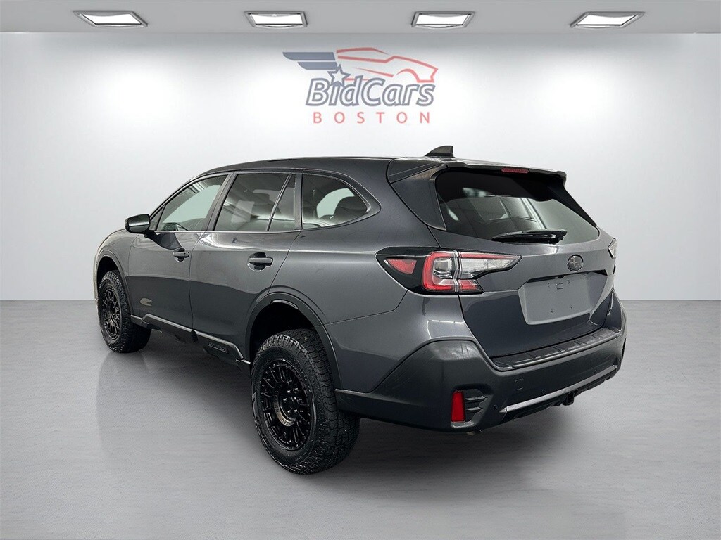 2020 Subaru Outback Limited XT photo 2