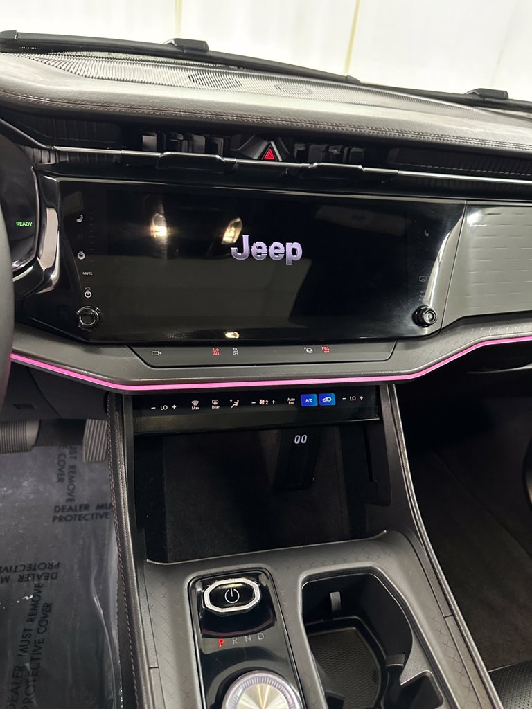 2025 Jeep Wagoneer S Limited - Photo 19