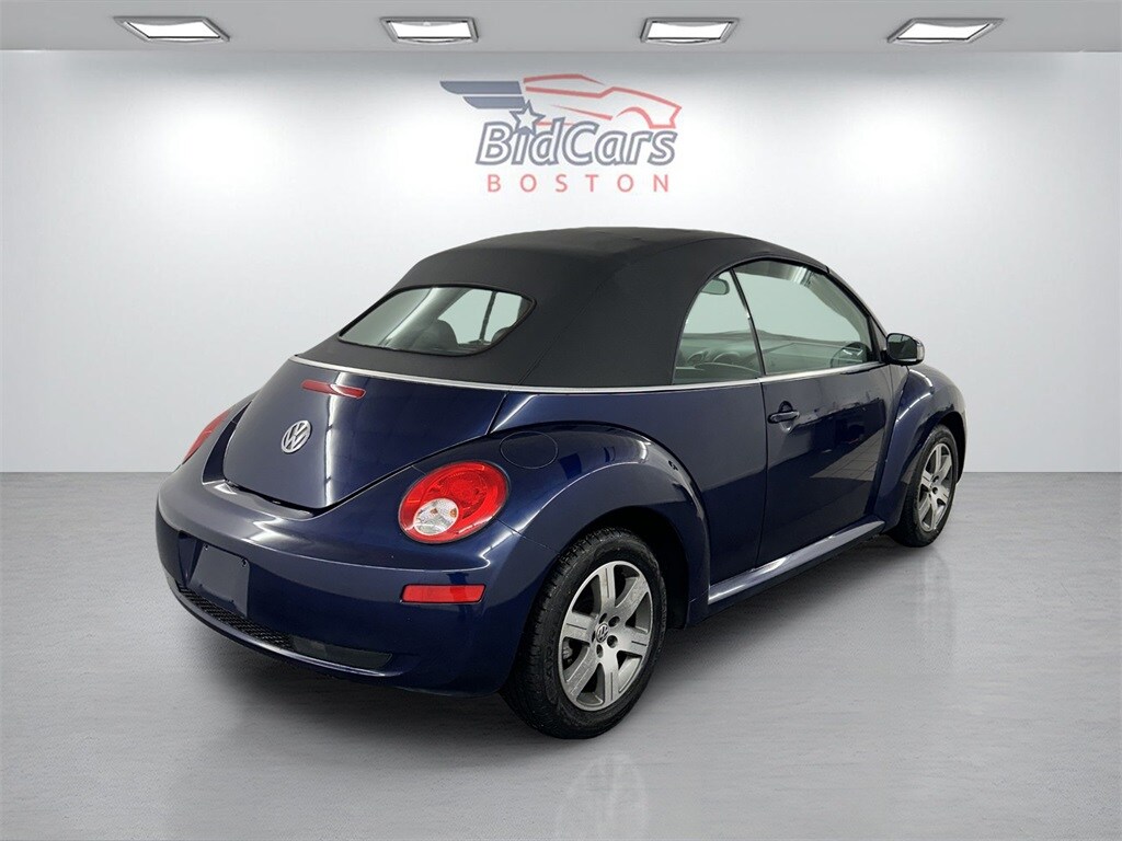2006 Volkswagen Beetle 2.5L Convertible photo 4