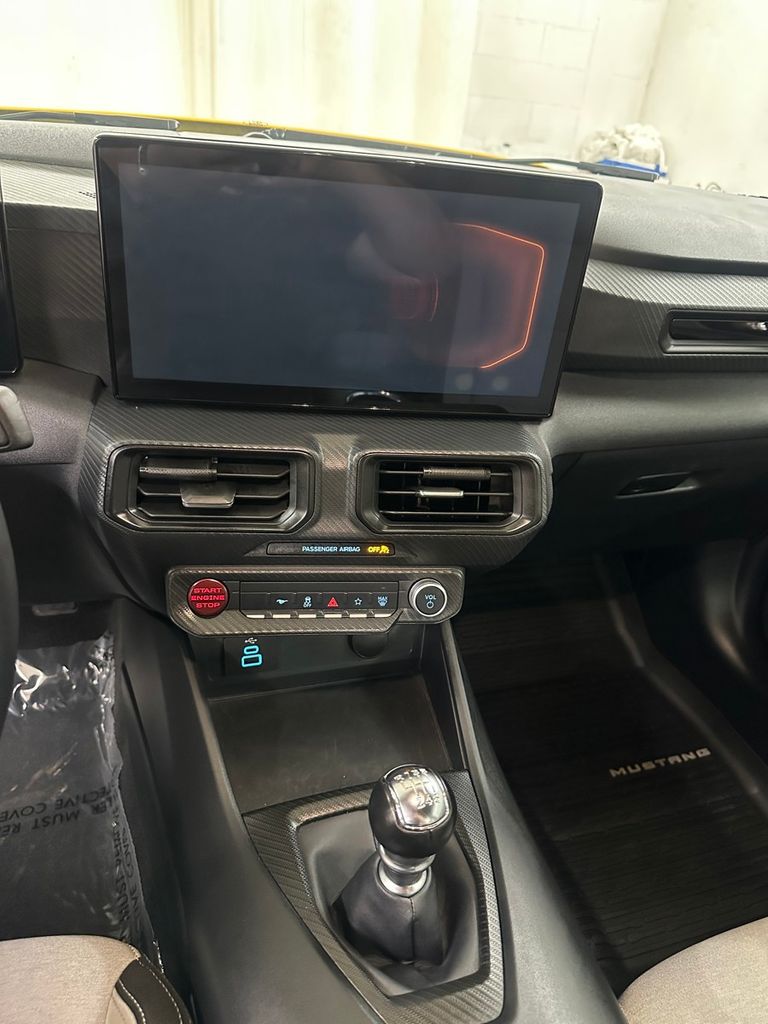 2024 Ford Mustang GT - Photo 18