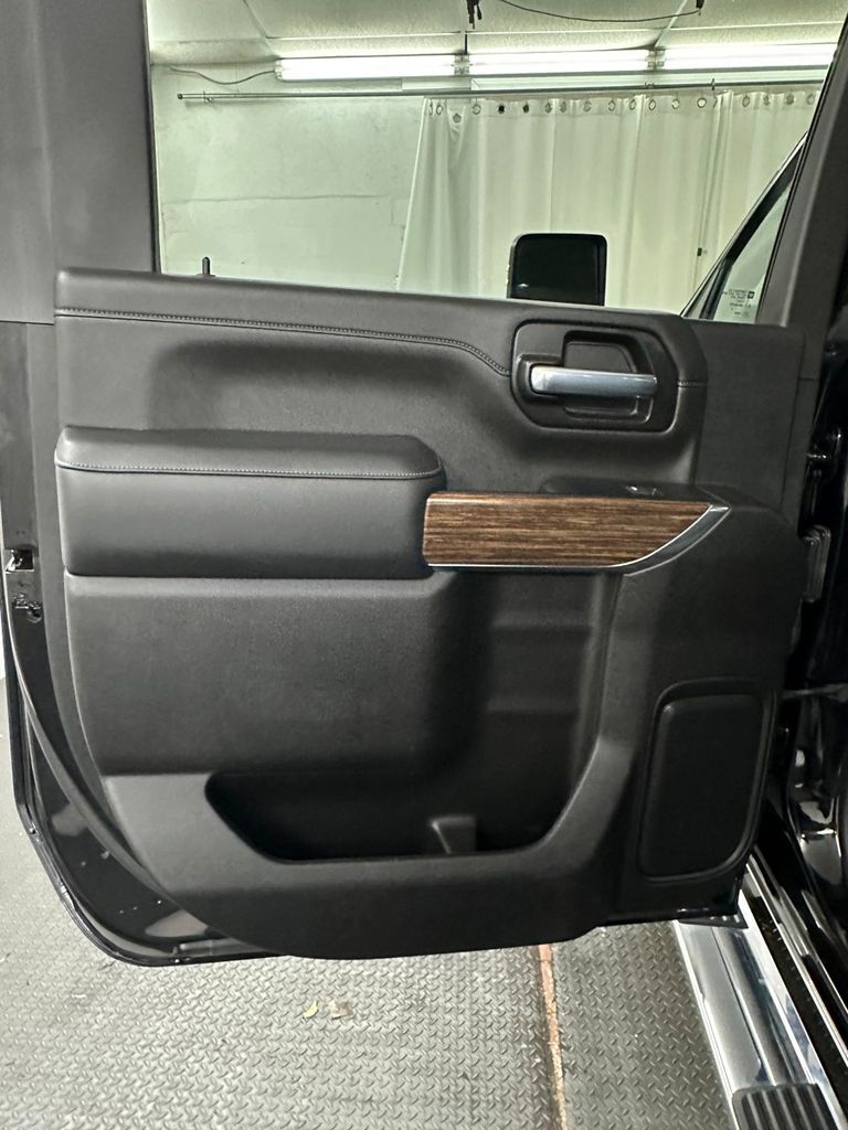 2023 Chevrolet Silverado 2500HD High Country - Photo 27