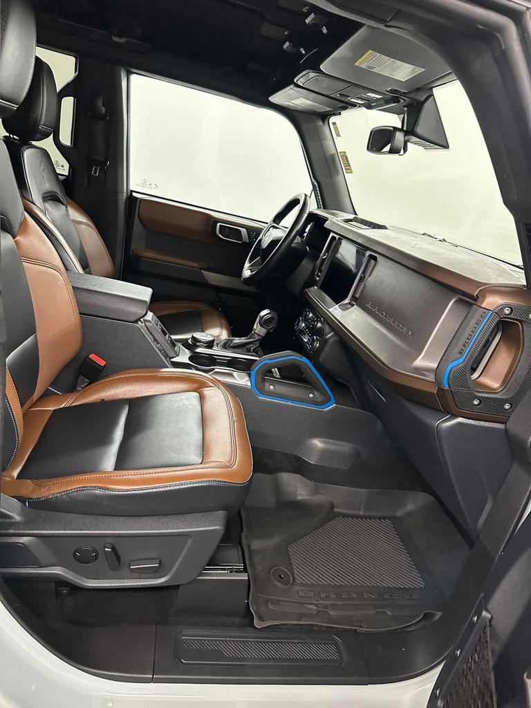 2023 Ford Bronco 4-Door Outer Banks - Photo 36