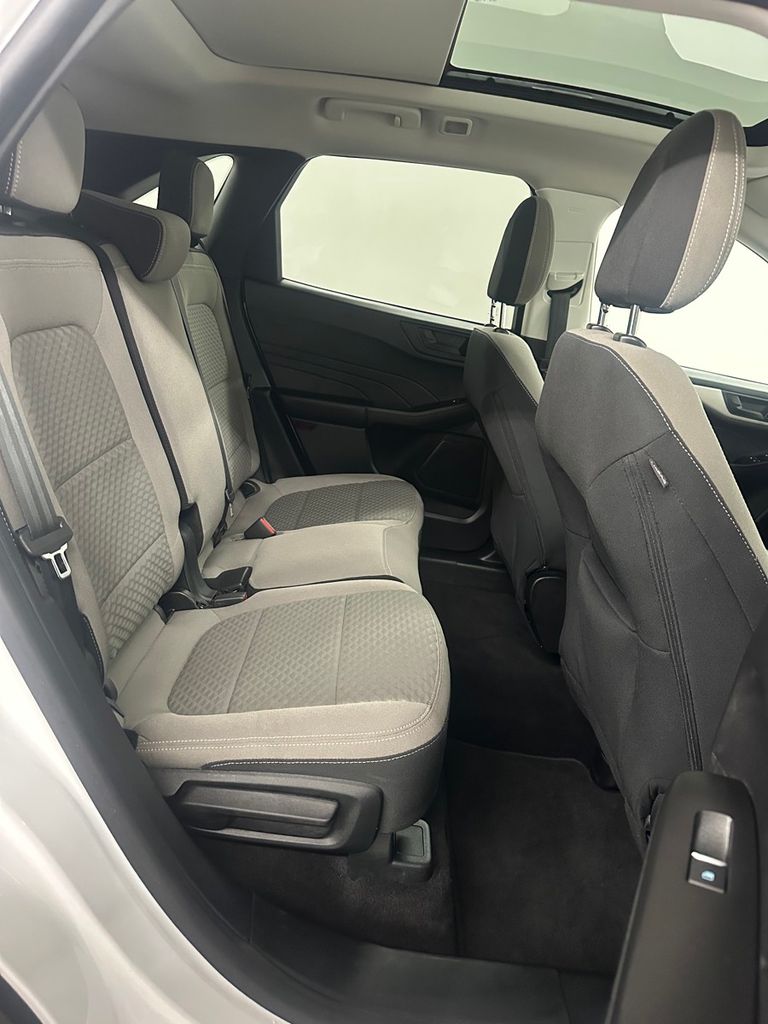 2022 Ford Escape SE - Photo 29