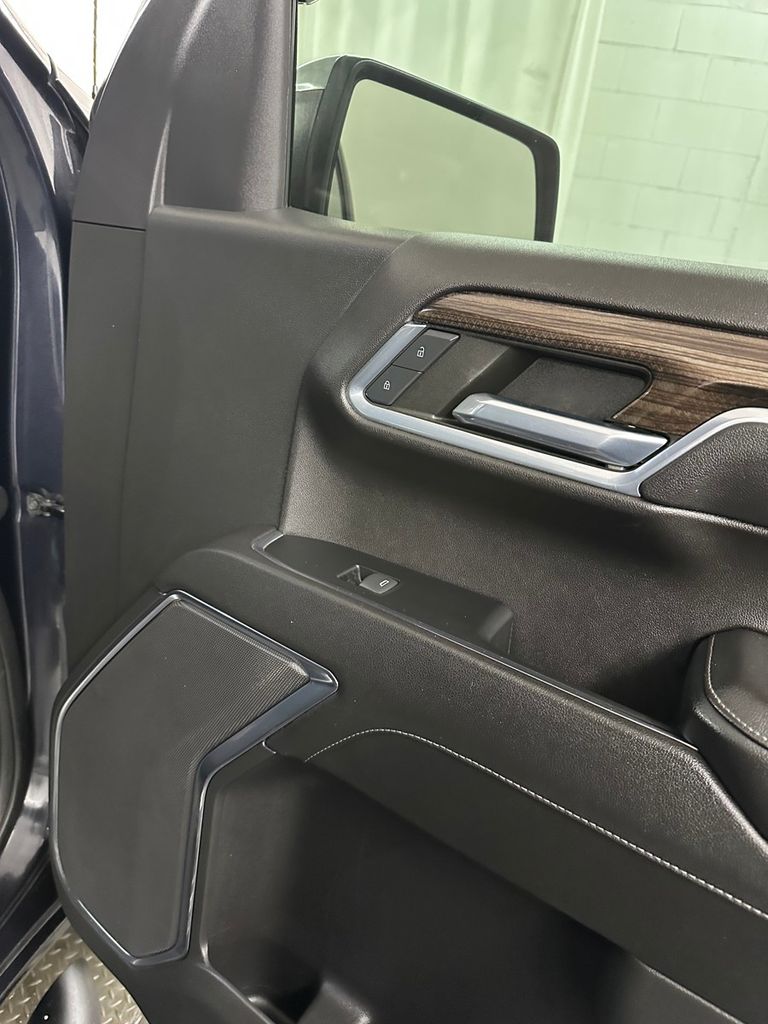 2023 Chevrolet Silverado 1500 LT - Photo 36