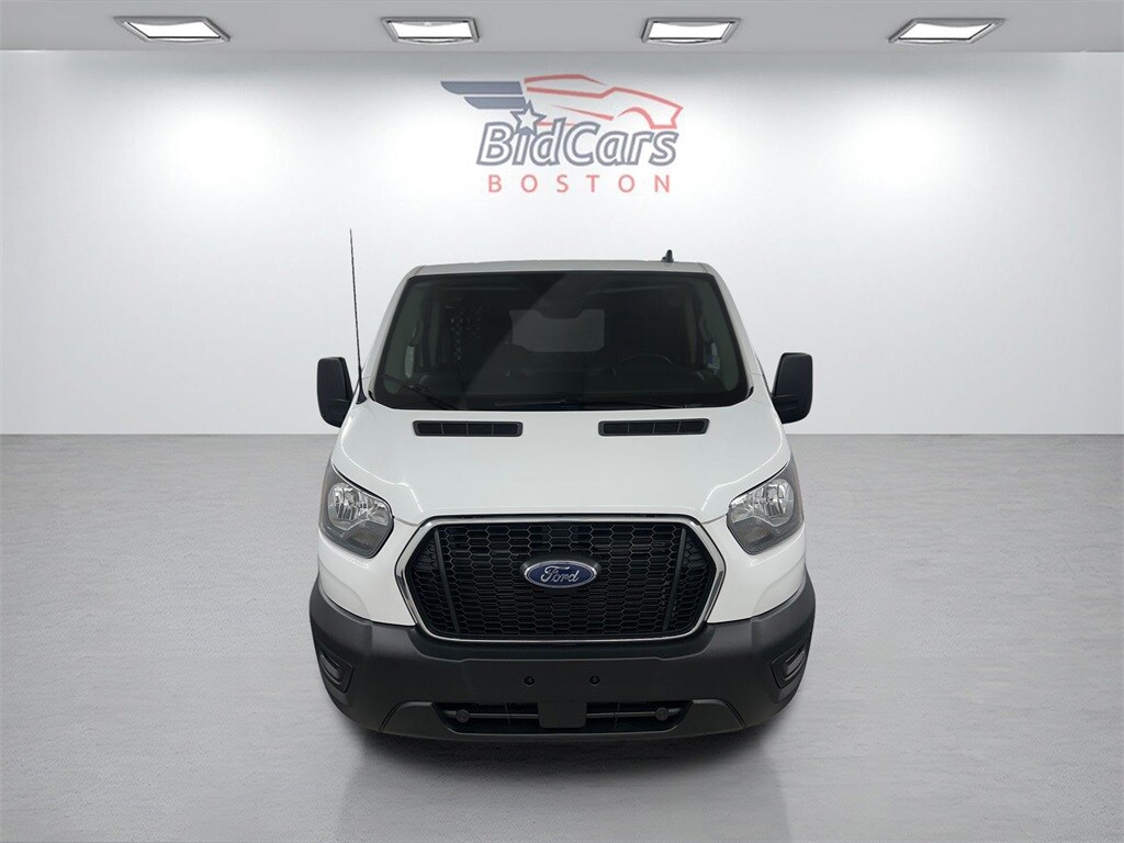 2024 Ford Transit photo 2