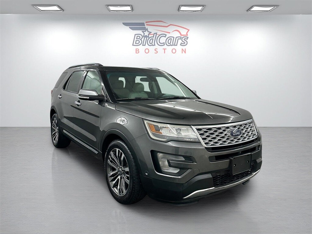 2016 Ford Explorer Platinum photo 3