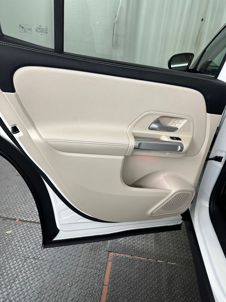 2022 Mercedes-Benz GLB Base - Photo 25