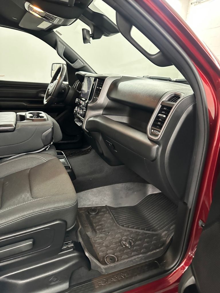 2025 RAM Ram 1500 Pickup Tradesman - Photo 32