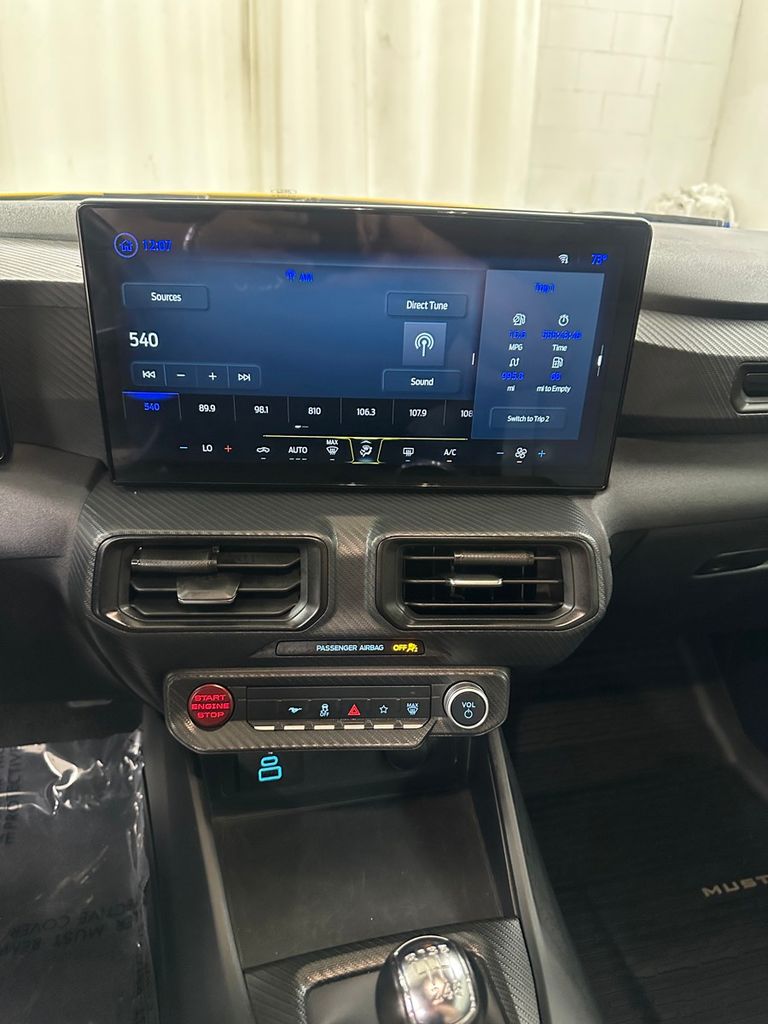 2024 Ford Mustang GT - Photo 22