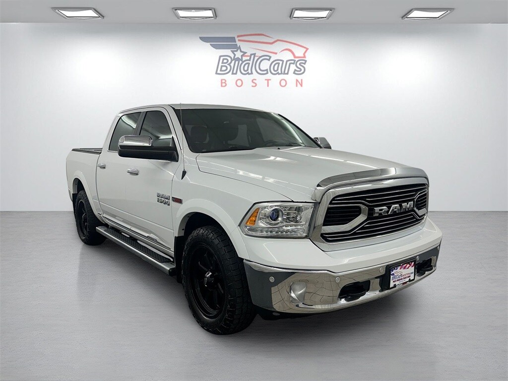 2018 Ram 1500 Limited photo 3