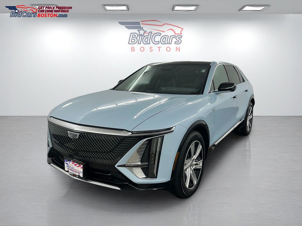 2024 Cadillac Lyriq Tech RWD's photo