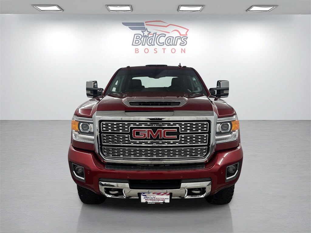 2018 Gmc Sierra Denali photo 2
