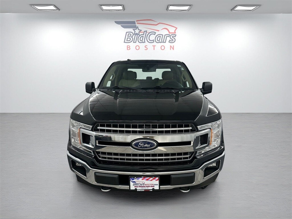2019 Ford F-150 XLT photo 2