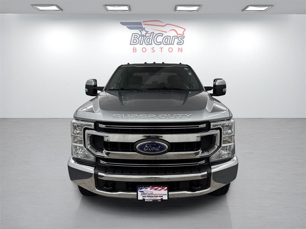2020 Ford F-250 XLT photo 2