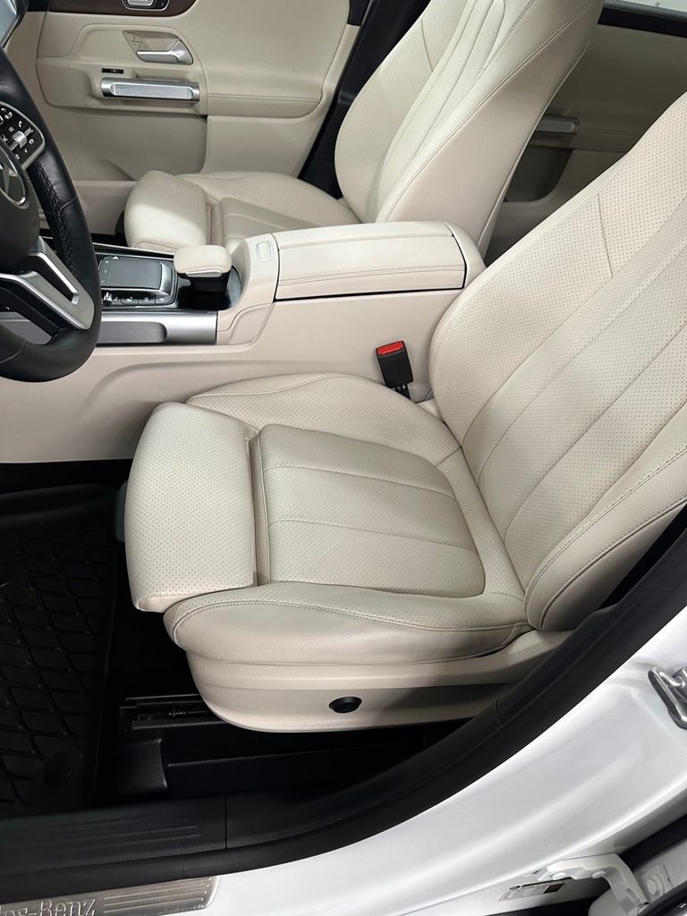2022 Mercedes-Benz GLB Base - Photo 13