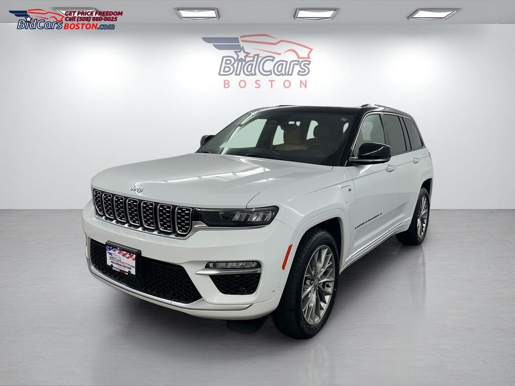 2022 Jeep Grand Cherokee Summit Reserve 4xe 4x4's photo