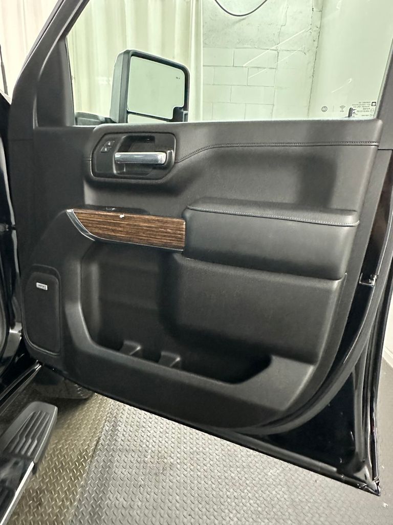 2023 Chevrolet Silverado 2500HD High Country - Photo 36