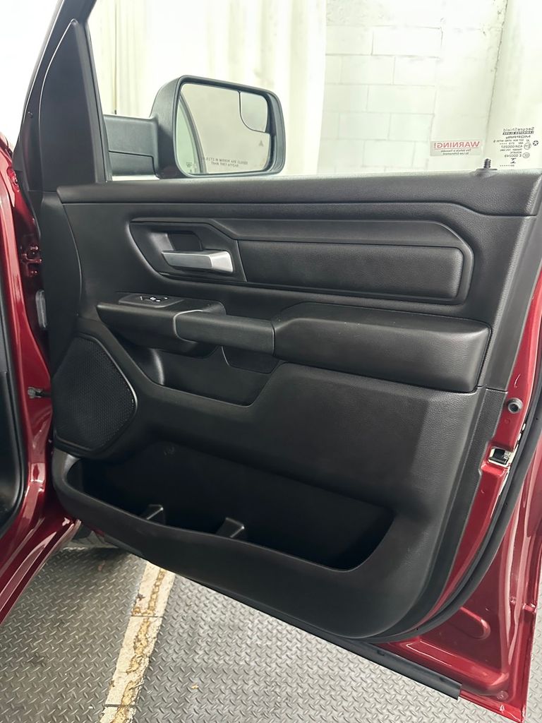 2025 RAM Ram 1500 Pickup Tradesman - Photo 30