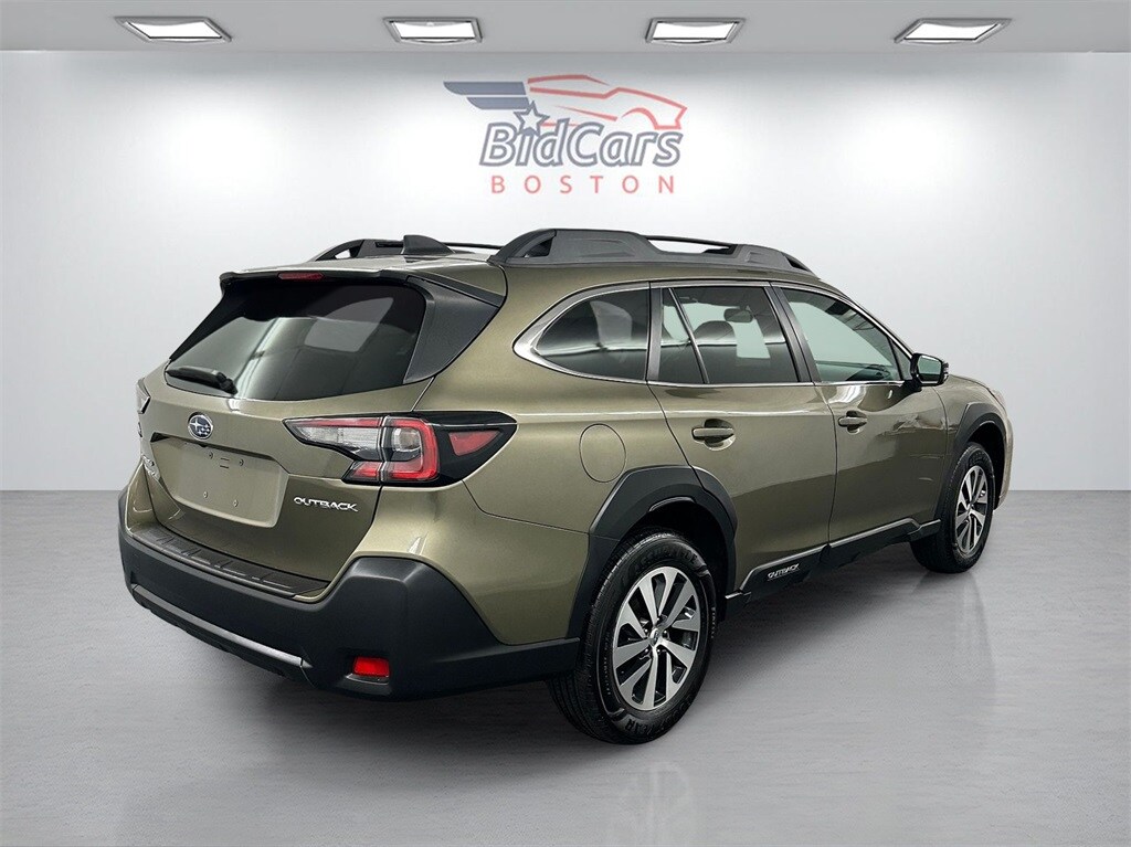 2023 Subaru Outback Premium photo 3