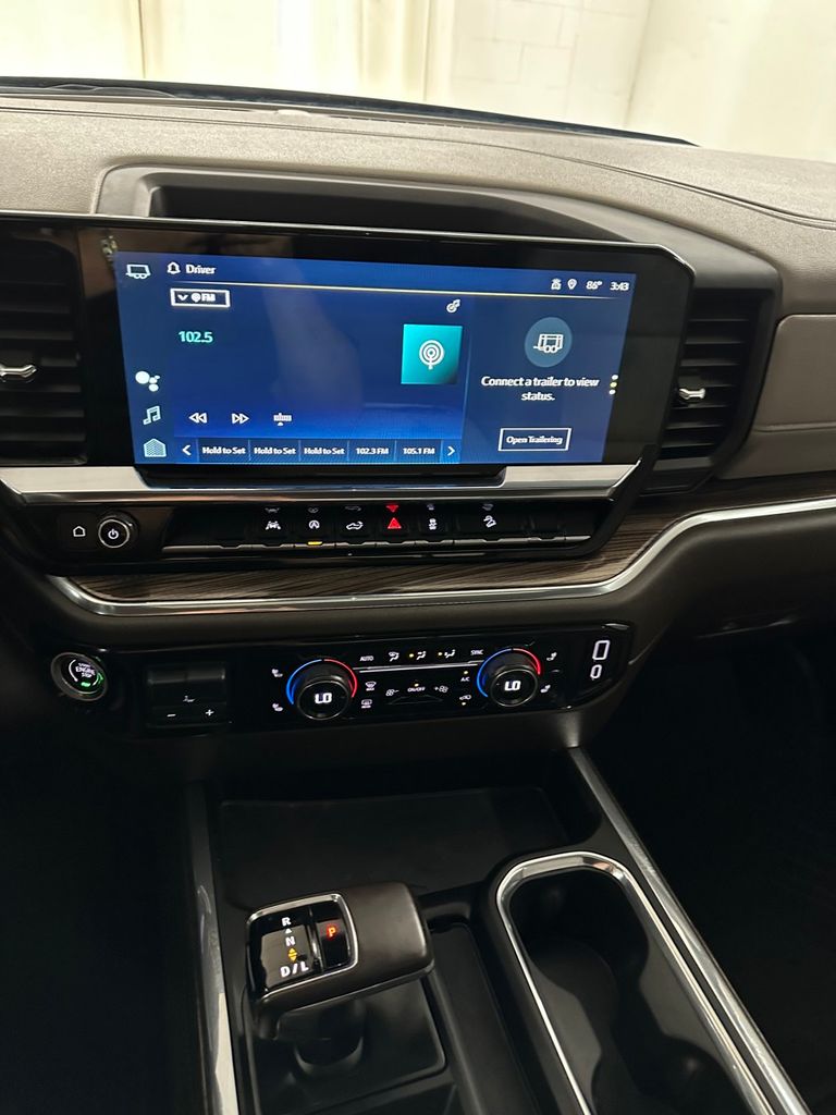 2024 Chevrolet Silverado 1500 RST - Photo 21