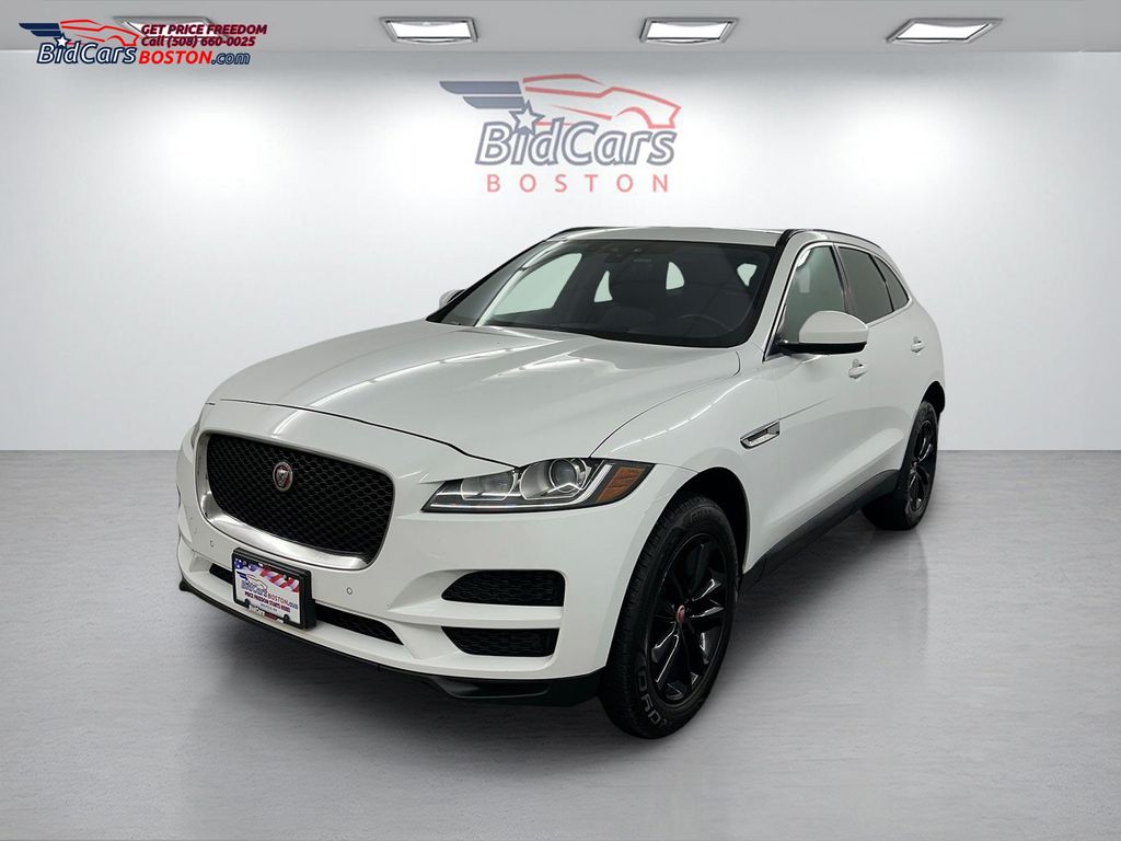 2020 Jaguar F-PACE 25t Premium AWD's photo