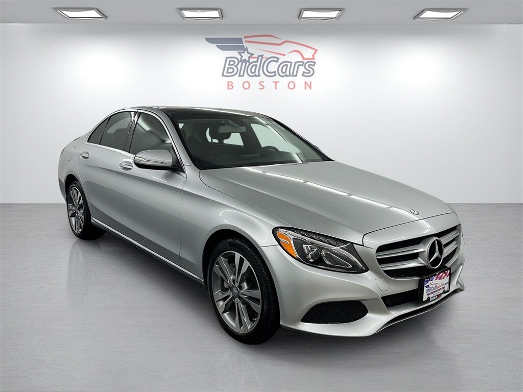 2015 Mercedes Benz C 300 Sedan photo 3