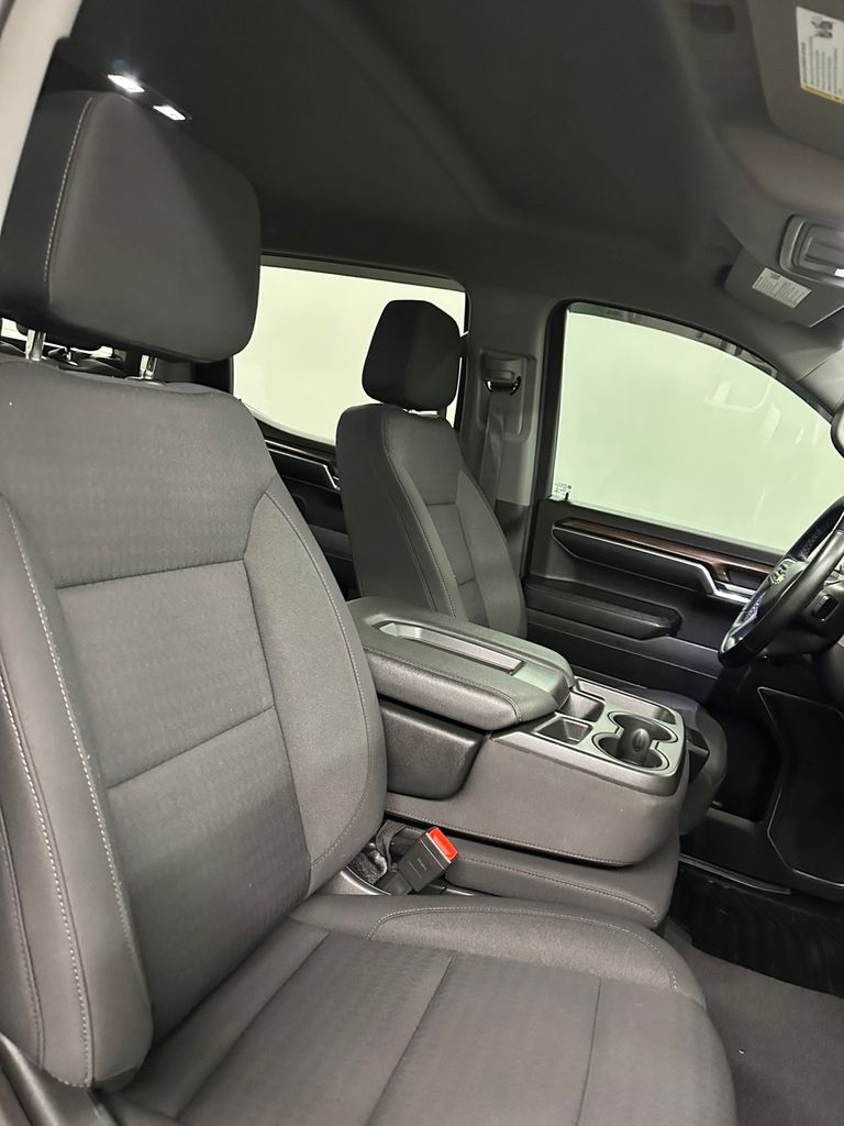 2023 Chevrolet Silverado 1500 LT - Photo 39