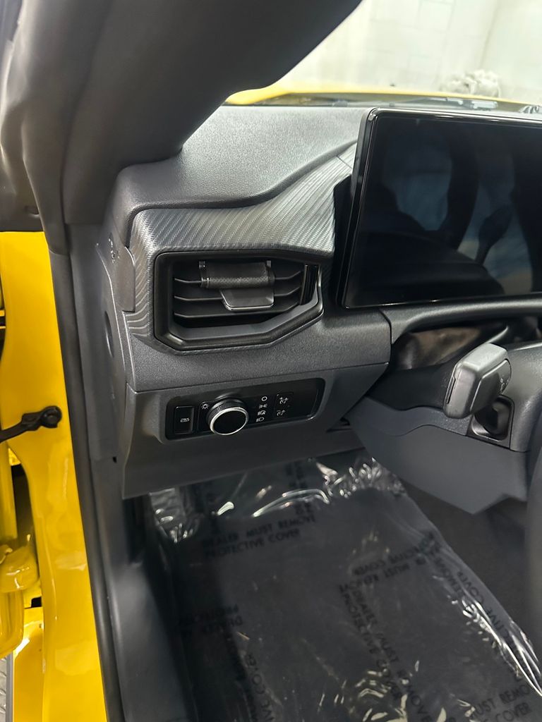 2024 Ford Mustang GT - Photo 14