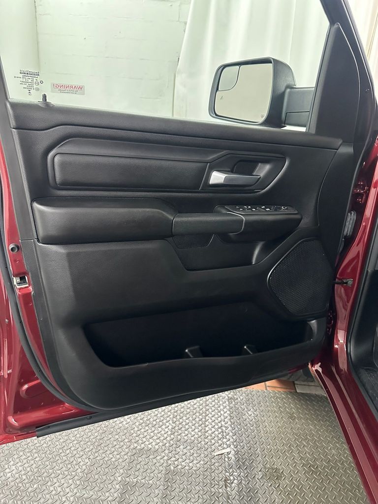 2025 RAM Ram 1500 Pickup Tradesman - Photo 8