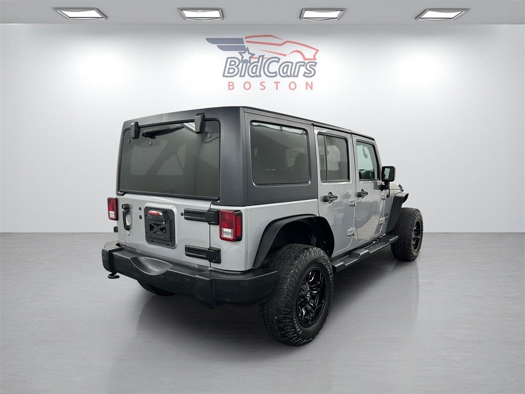 2016 Jeep Wrangler Unlimited Sport photo 4