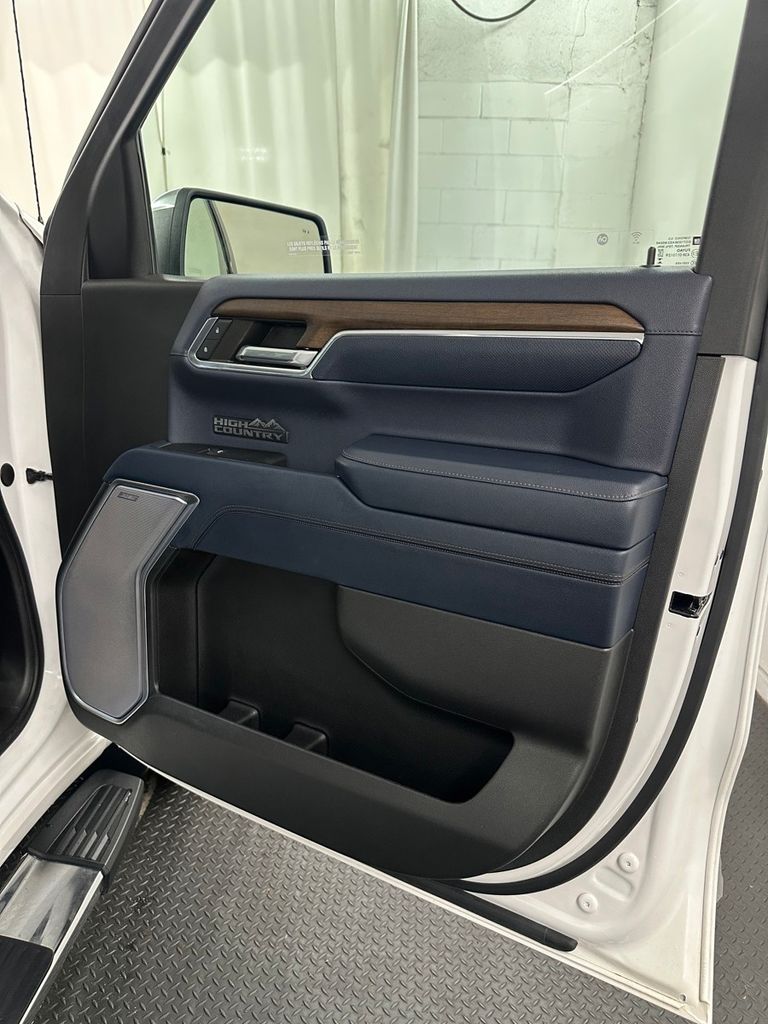 2024 Chevrolet Silverado 1500 High Country - Photo 36