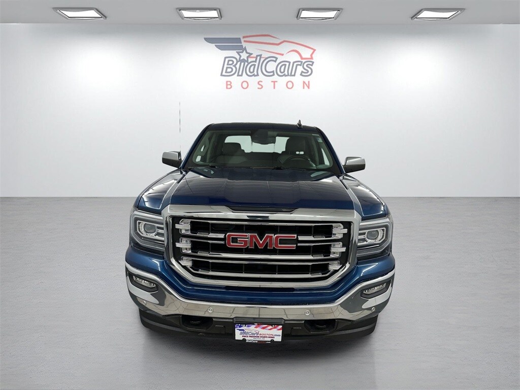 2017 Gmc Sierra 1500 SLT photo 2